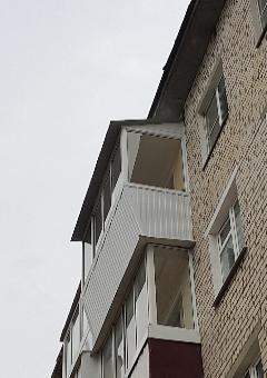 Остекление П-образного балкона с выносом подоконника - фото 3